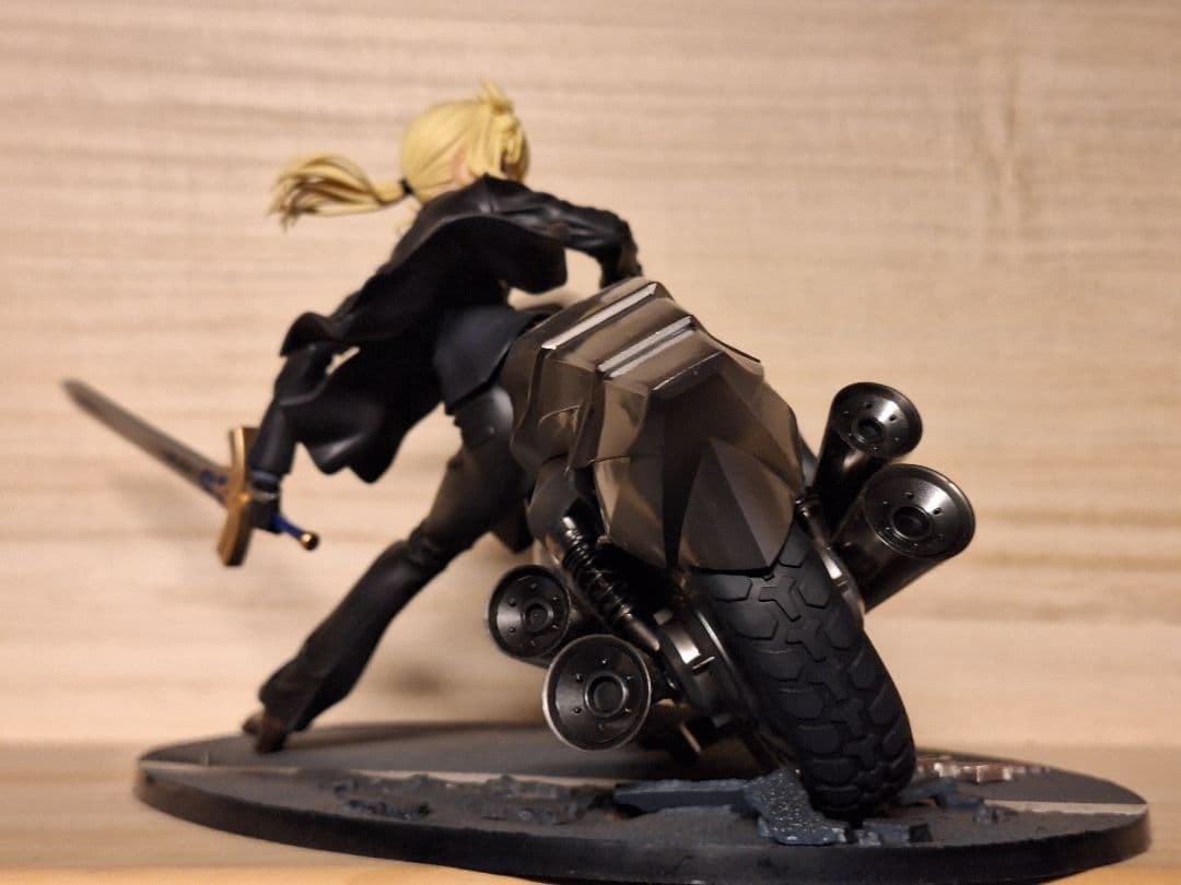 Fate/Zero セイバー＆セイバー・モータード・キ ユイラッシェ 1/8