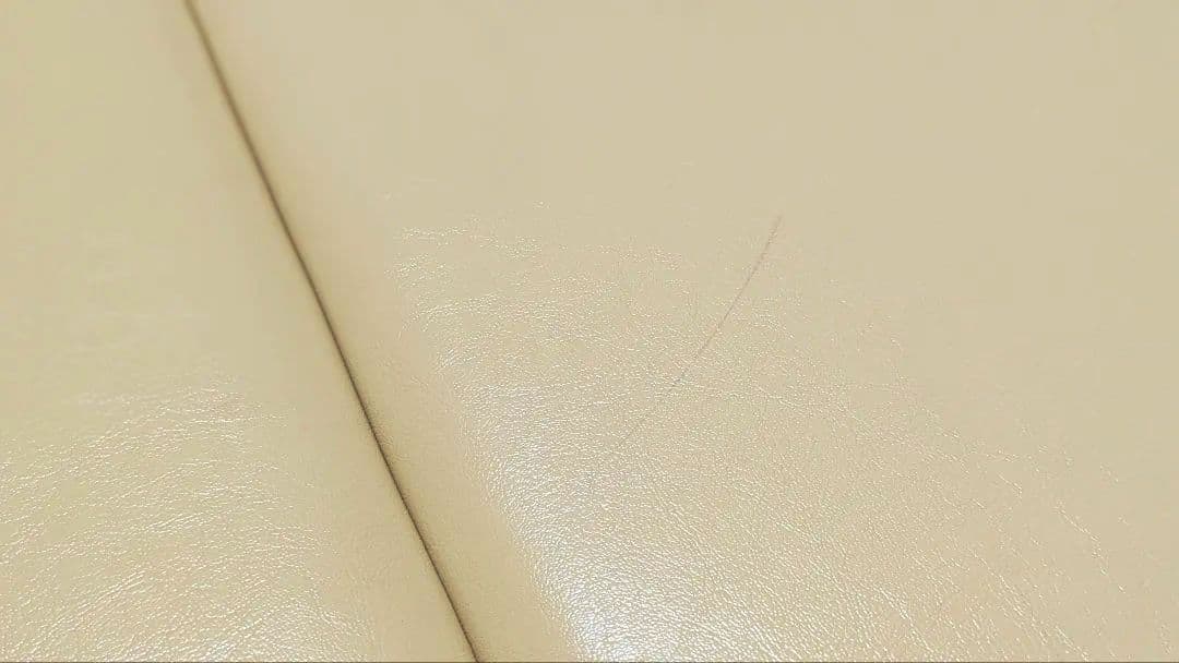 【高田ベッド製作所】粉体ムーヴ(有孔) 高級マッサージベッド折りたたみ 中古品