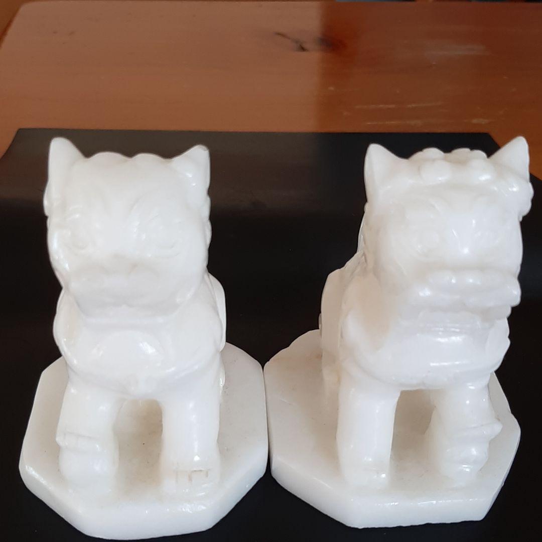 手彫り 白玉石　漢白玉獅子重さ約610g