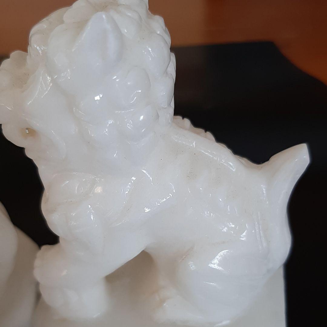 手彫り 白玉石　漢白玉獅子重さ約610g