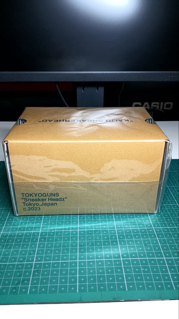 M*m様 \"KAIJU SNEAKERHEAD\" Exclusive Ex CH