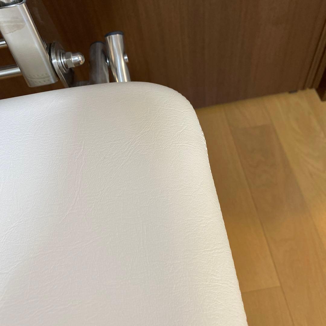 折りたたみ　エステチェア　リクライニング　持ち運び可能　エステ　マツエク　整膚