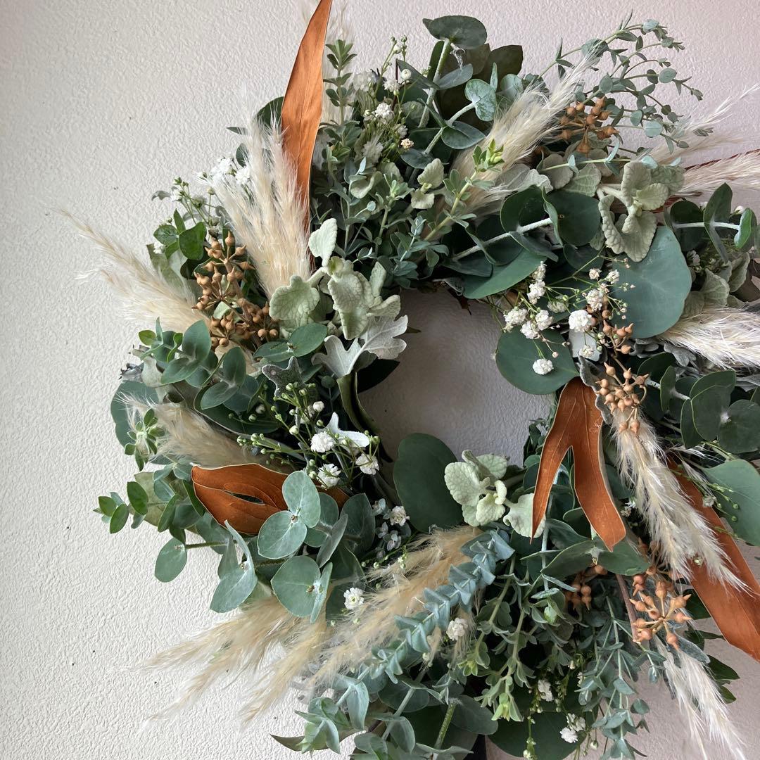 ユーカリ香るグリーンリース　パンパスグラス　グレビレア