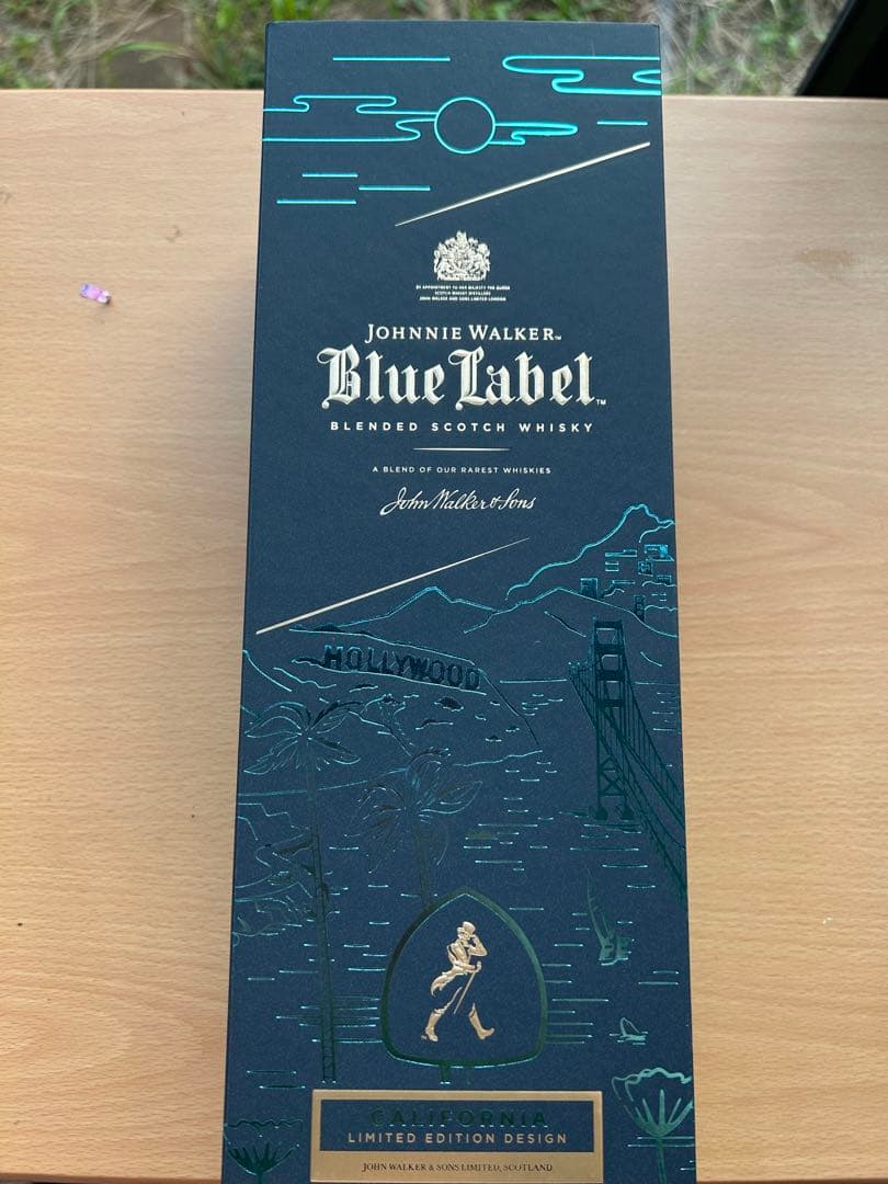 ジョニーウォーカーウイスキーブルーラベル カリフォルニア