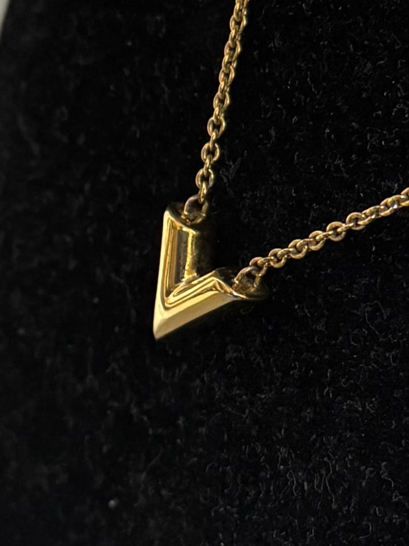 ✨極美品✨ louis vuitton ネックレス エセンシャルV M61083