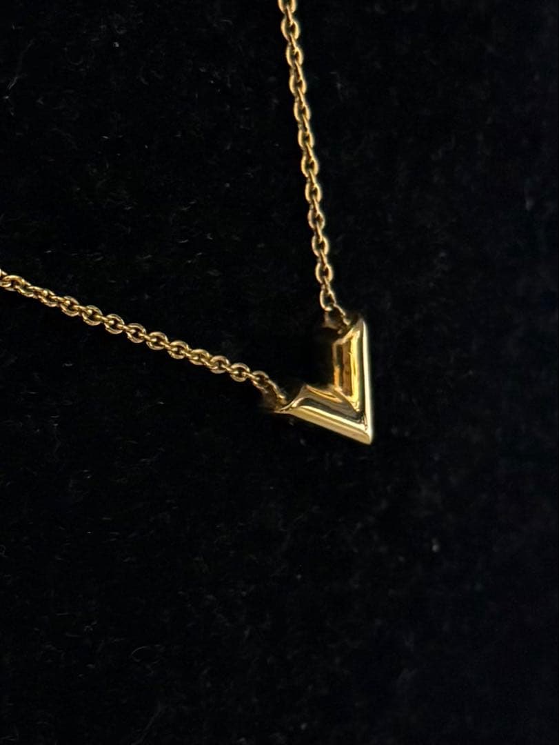 ✨極美品✨ louis vuitton ネックレス エセンシャルV M61083
