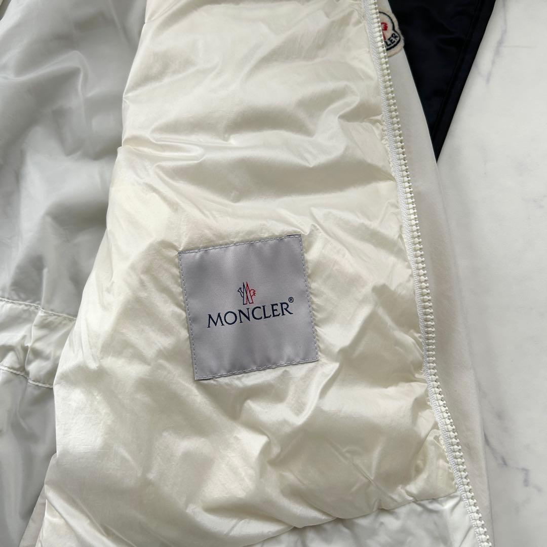 ぷぅちゃん♡ モンクレール シクラメン ダウンベスト2点