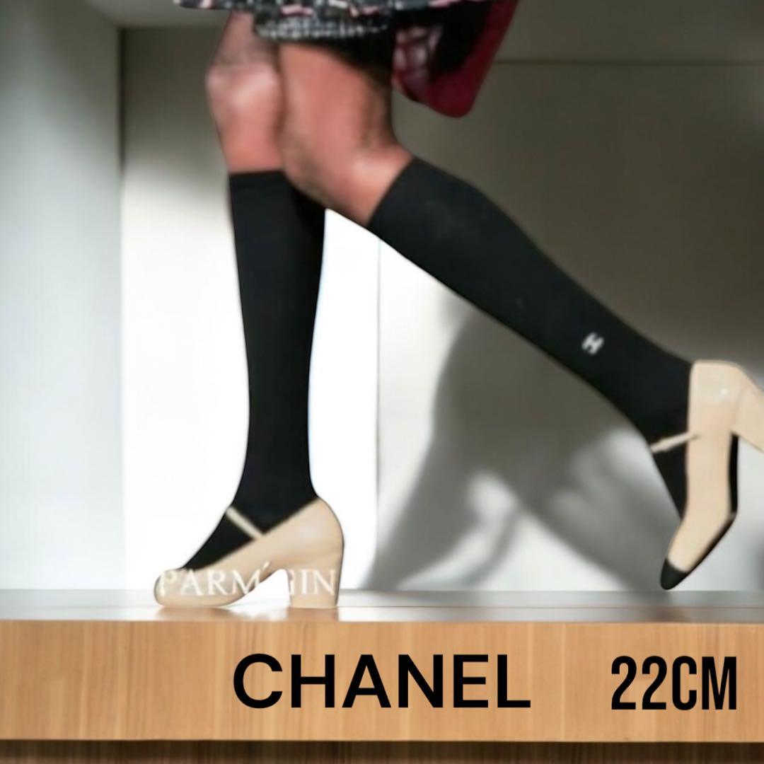 【CHANEL】シャネル CC ニーソックス　足のサイズ22〜23センチ