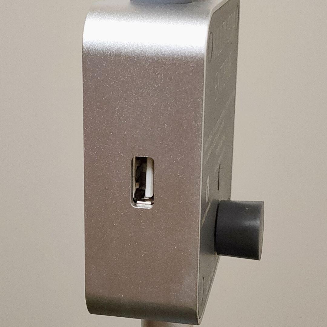 グラムコール Glamcor LEDライト 2017・英語解説・調光色合い変更可