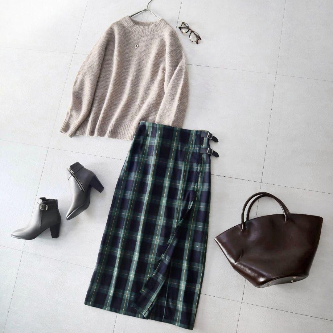 新品春色ブラックネイビーグレーアイボリーアーバンリサーチチェックペンシルスカート