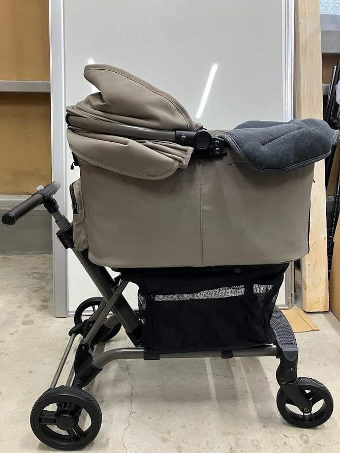 すえ　超美品　AIR BUGGY WIZX ペット用カート