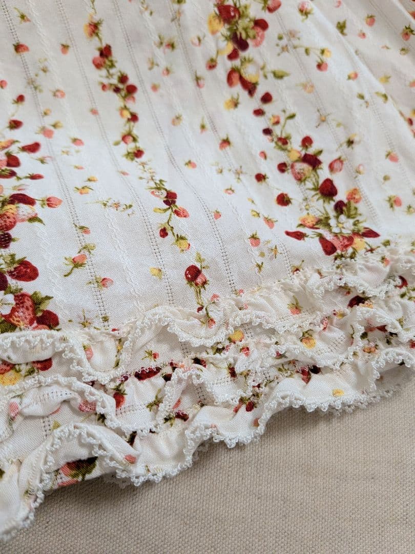 ピンクハウス　いちご柄　ノースリーブワンピース