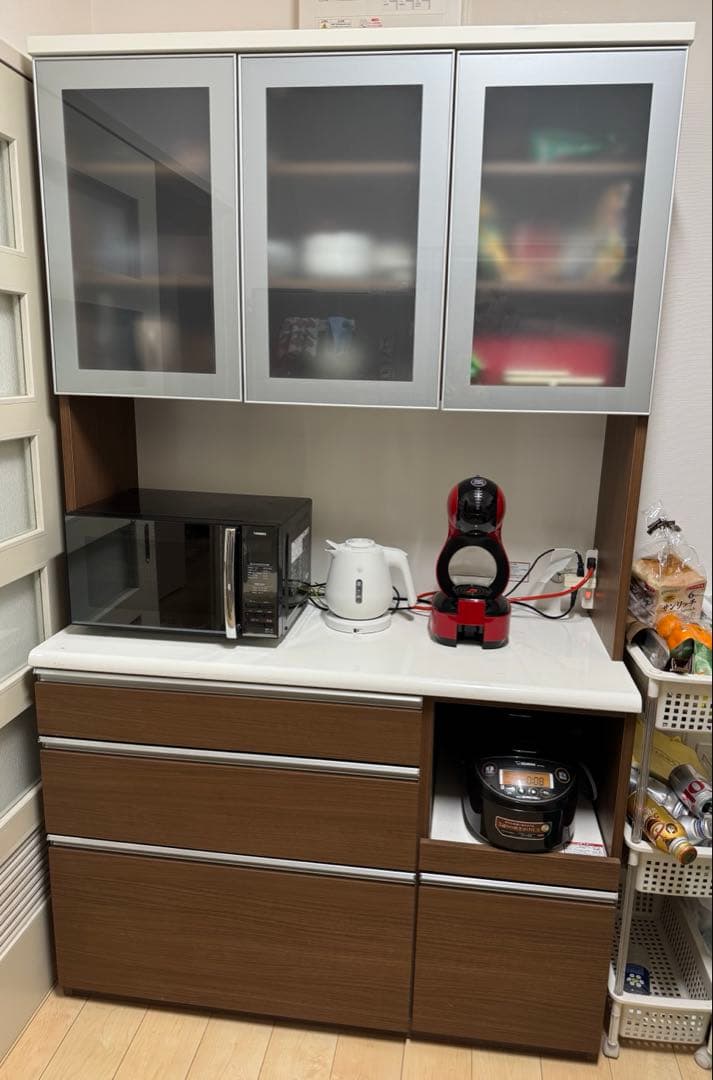 早い者勝ち！2/11まで値下げ　食器棚　大容量