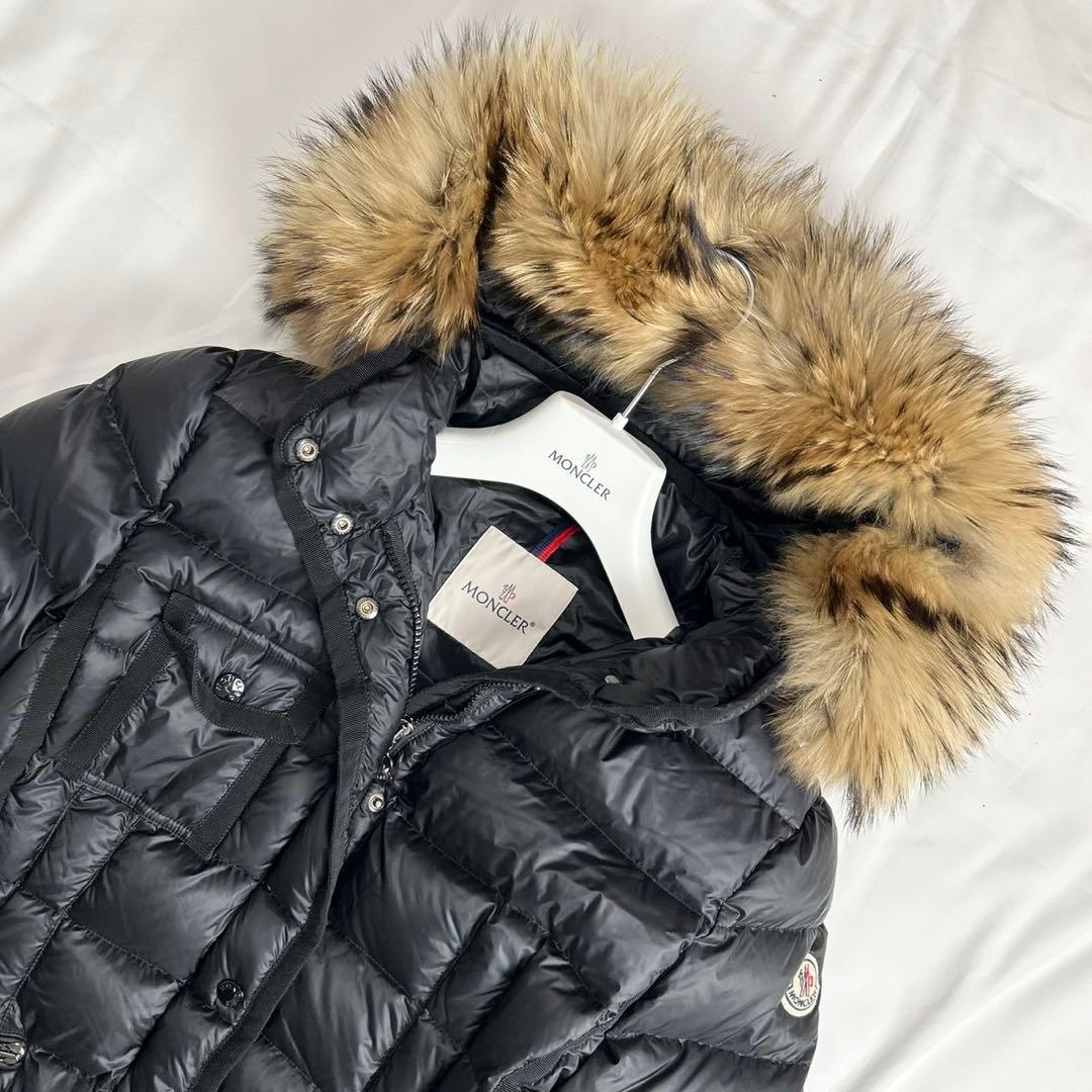 美品 サイズ3 MONCLER モンクレール HERMIFUR エルミファー