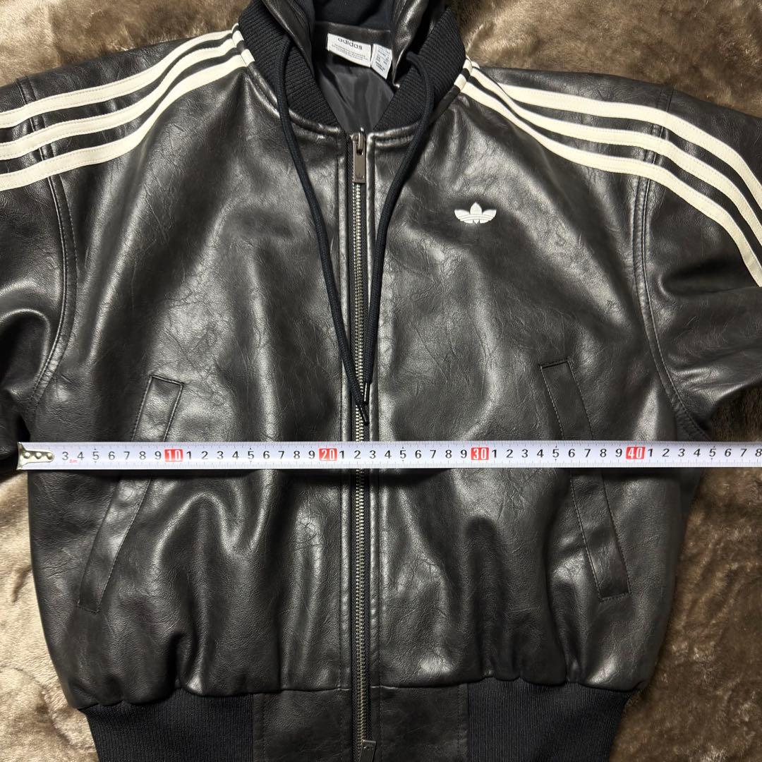 adidas originals ADILENIUM フェイクレザージャケット