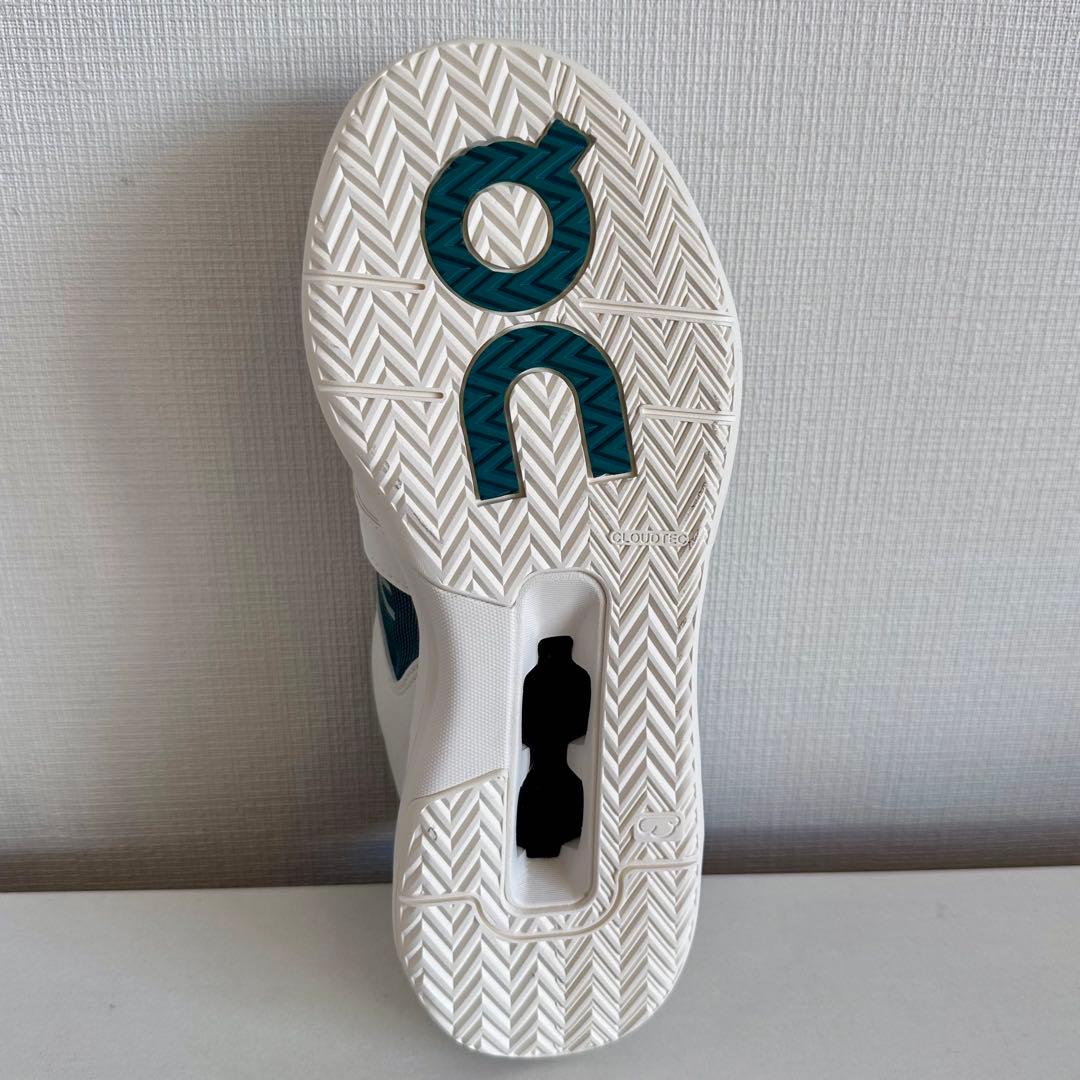 ON the Roger Clubhouse Pro 限定品 テニスシューズ