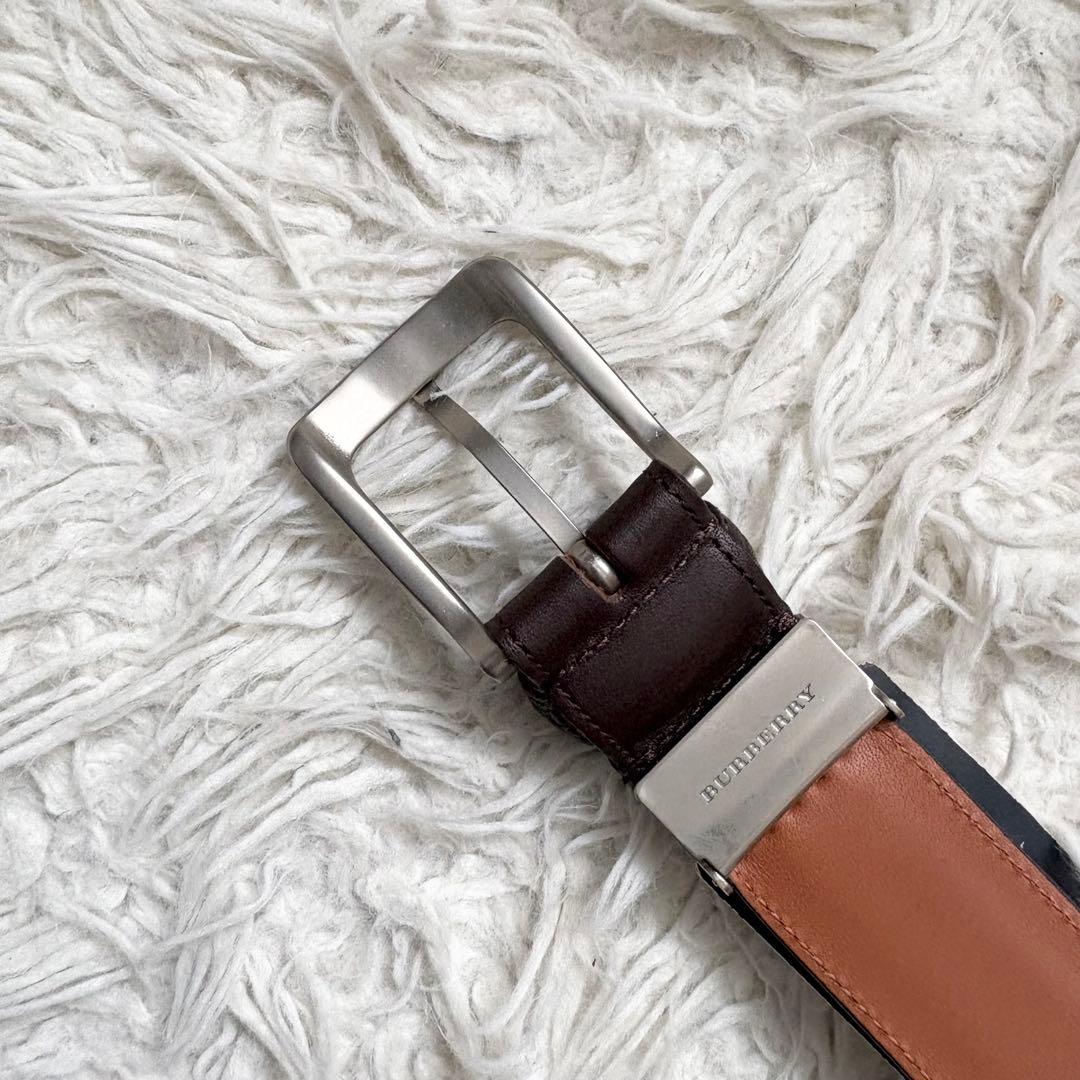未使用　バーバリー 本革レザーベルト　ブラウン　シルバーバックル　メンズ