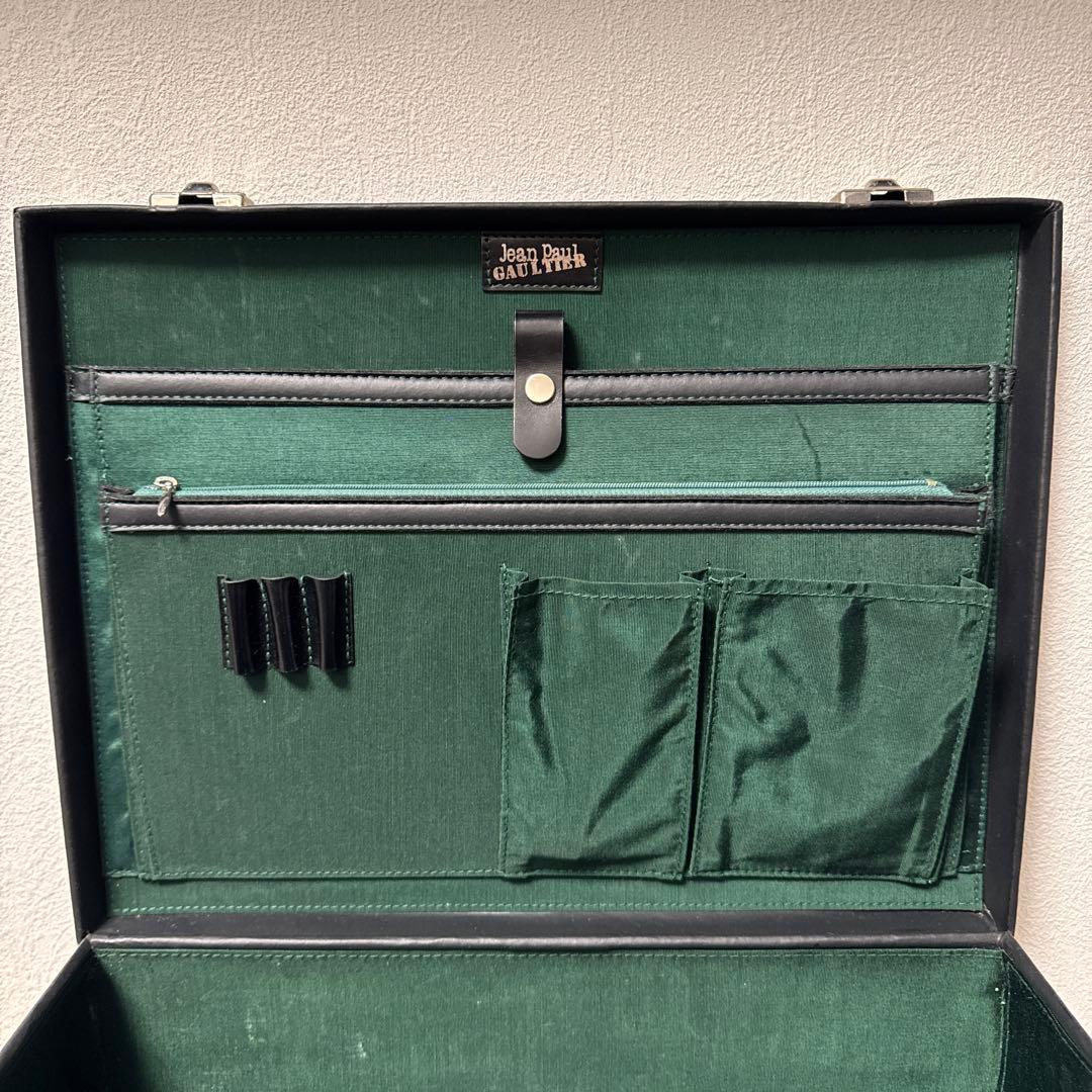 ✨値下げ✨Jean Paul Gaultier ブラックキャリーケース
