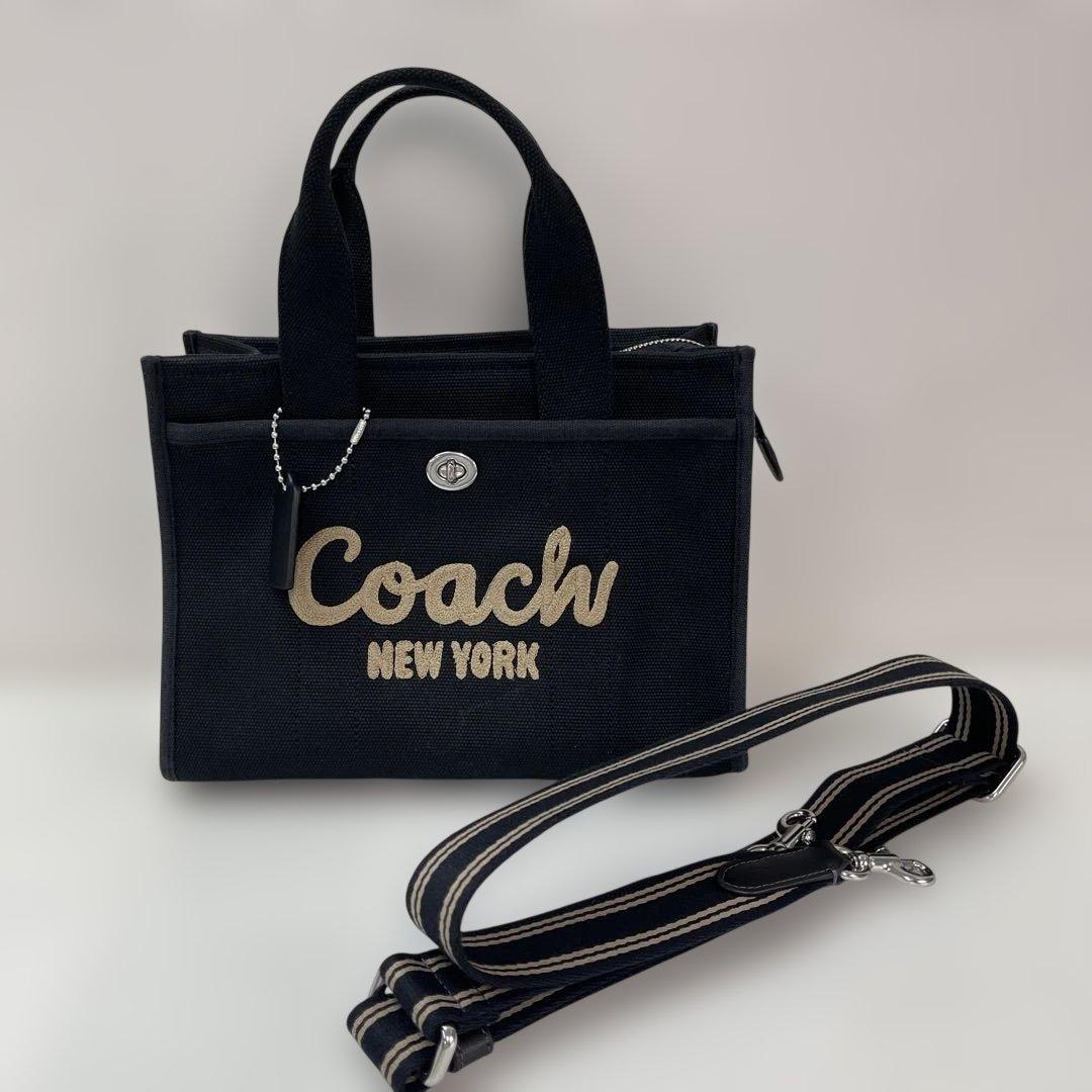 美品　人気のCOACH コーチ カーゴ トート 26