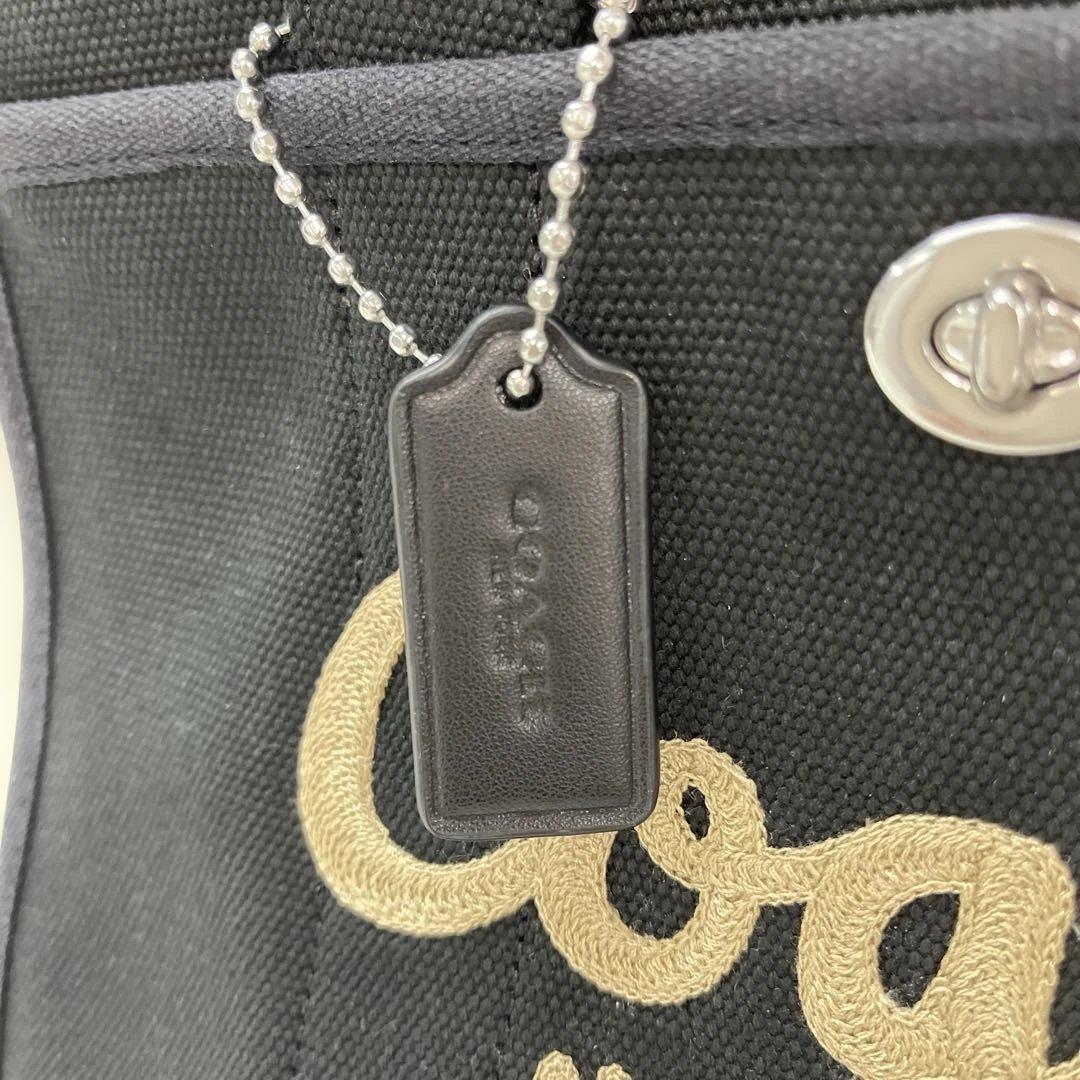 美品　人気のCOACH コーチ カーゴ トート 26