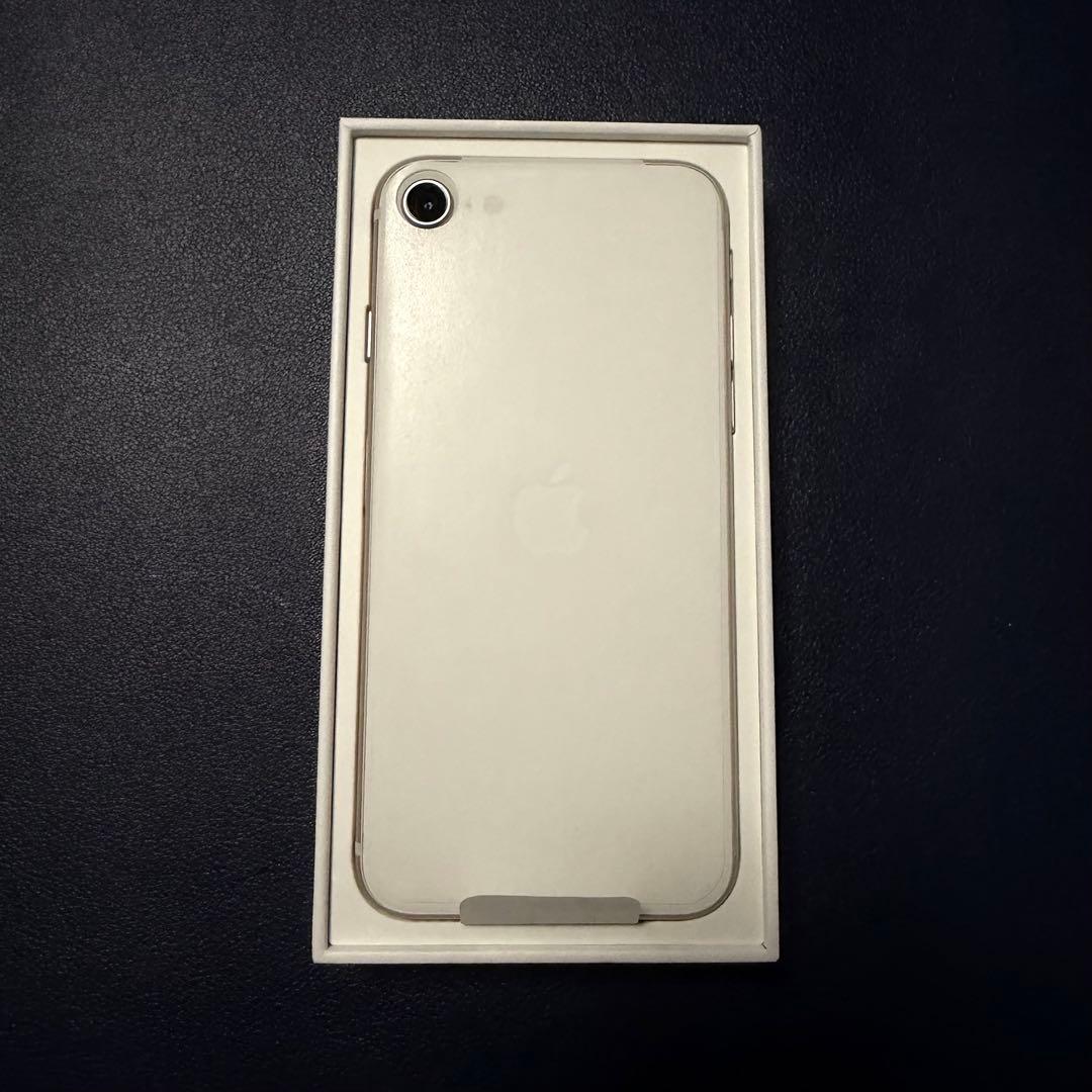 新品iPhone SE3 128GB スターライト★1月本体交換★フィルム2枚付