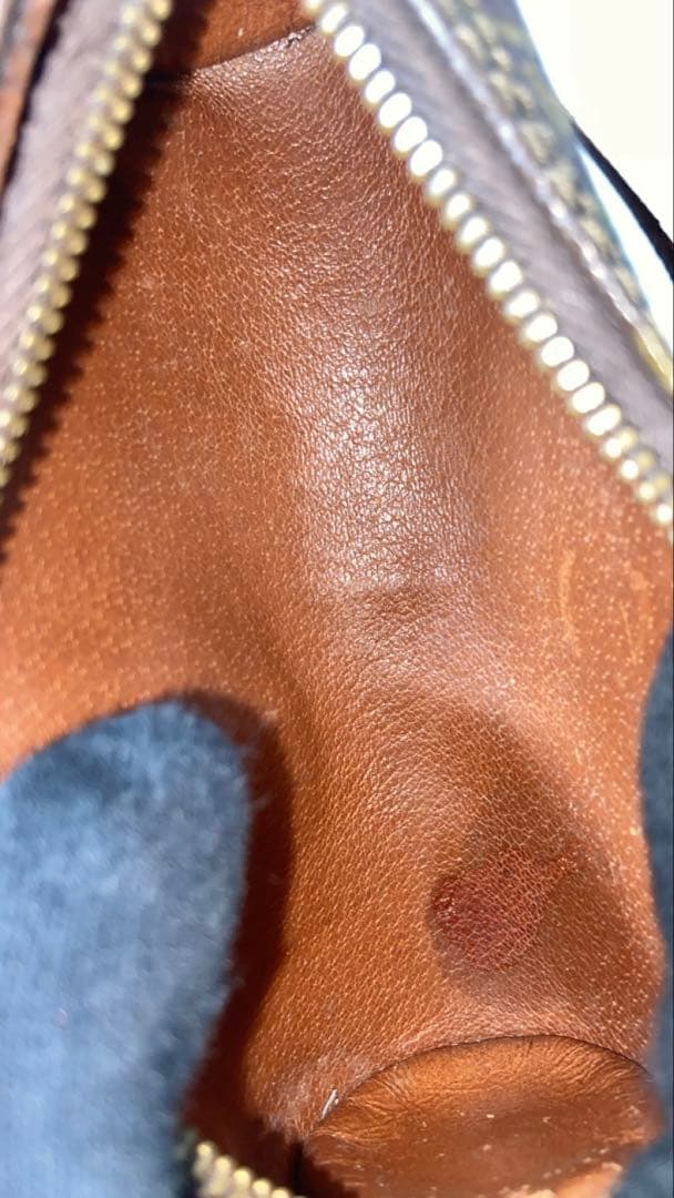 ルイヴィトン　パピヨン　ミニポーチ　モノグラム　ヌメ革