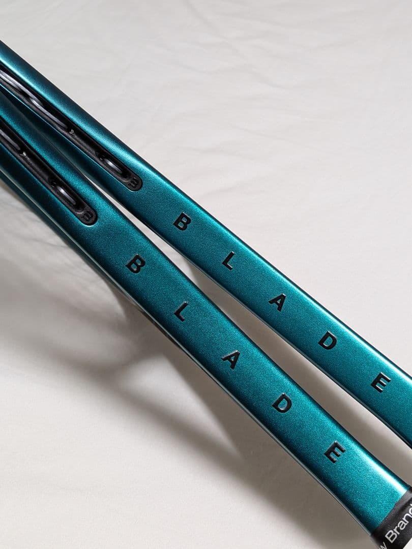 ウィルソン ブレード 98S V9 G3　2本セット　ガット張りたて