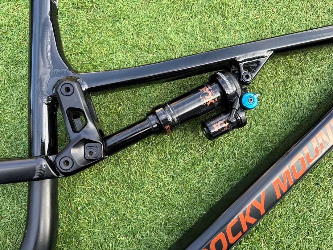 パーツ Rocky Mountain Altitude Alloy30 2021 L