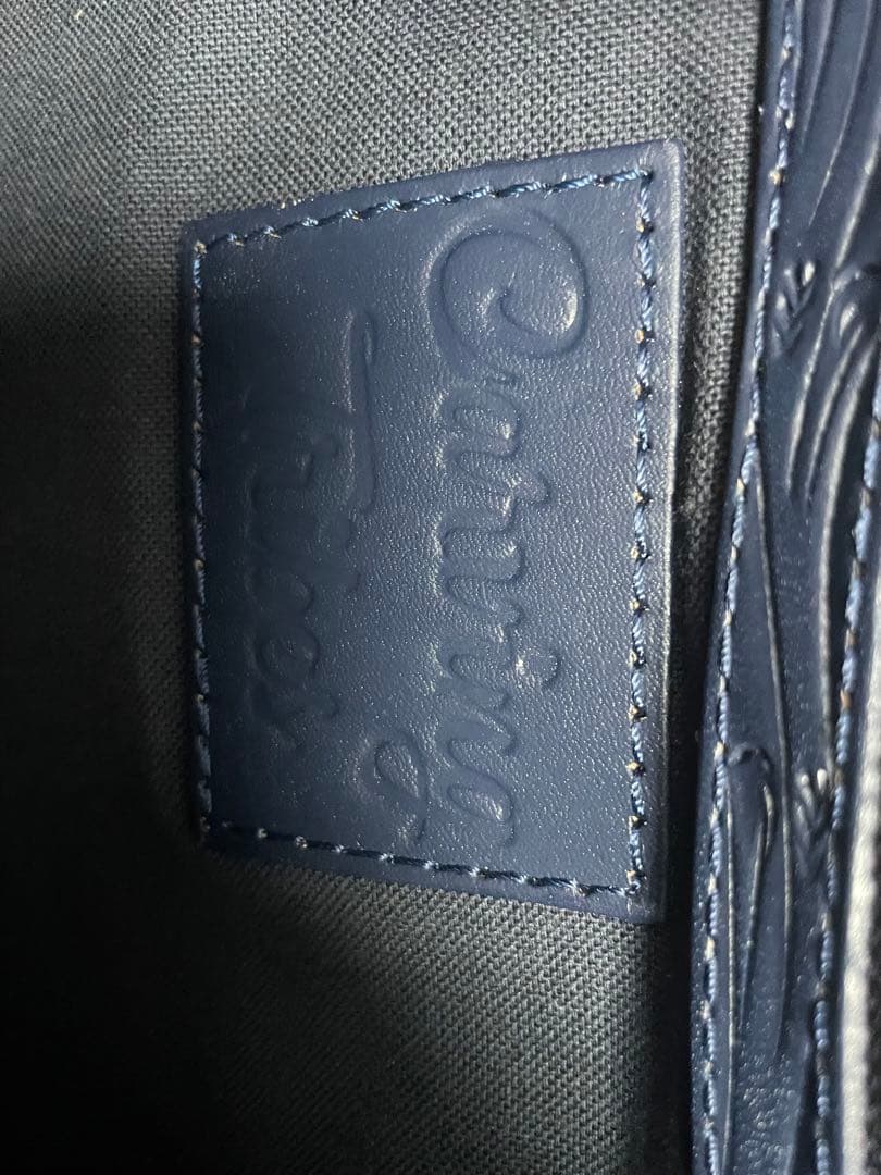 カービングトライブスネイビー エンボス加工 バッグ Fサイズ