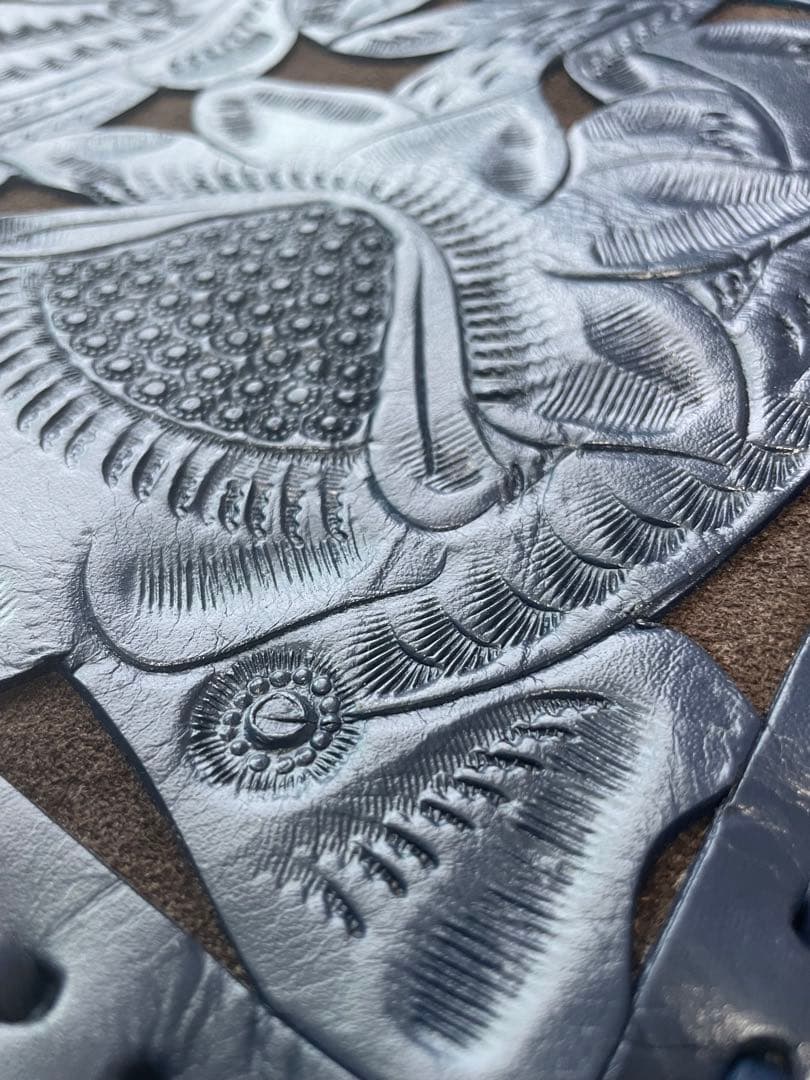 カービングトライブスネイビー エンボス加工 バッグ Fサイズ