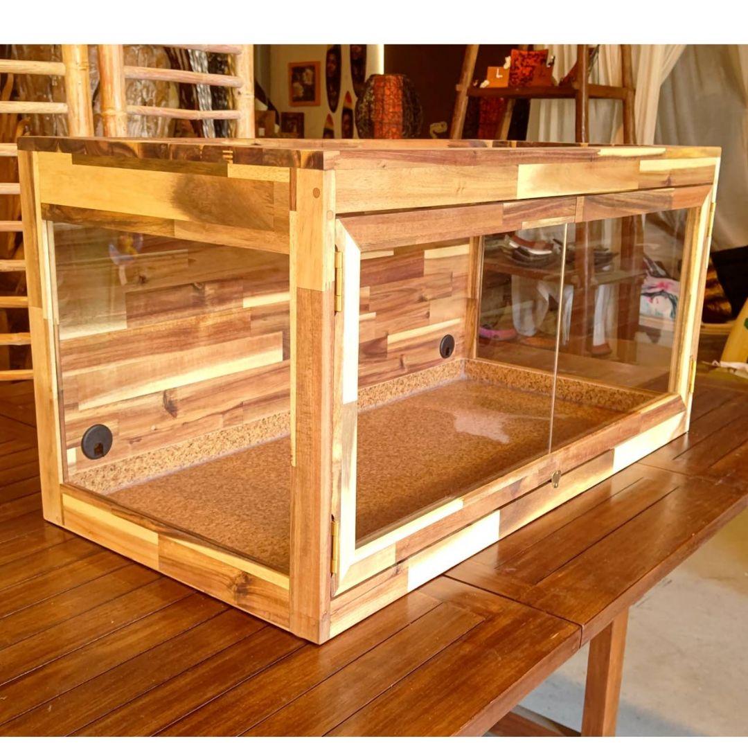 専用ページ　爬虫類ケージ