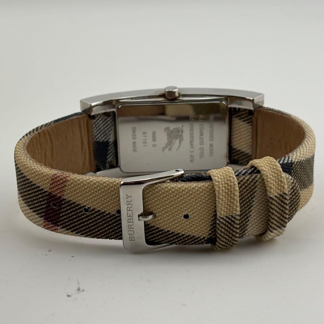 【超希少】バーバリー　ノバチェック　クォーツ　ブラック　メンズ　14000G