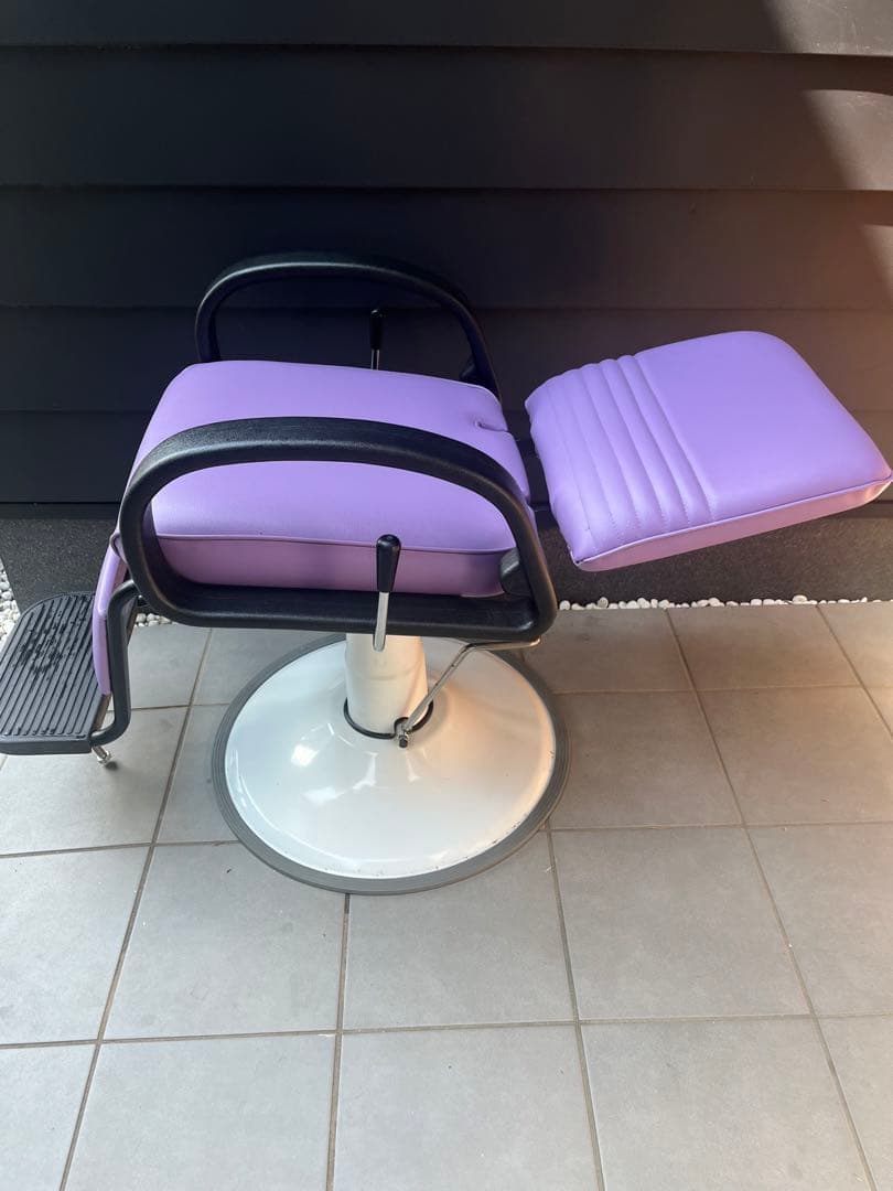 シャンプーチェア 定価138000円 張り替え済み
