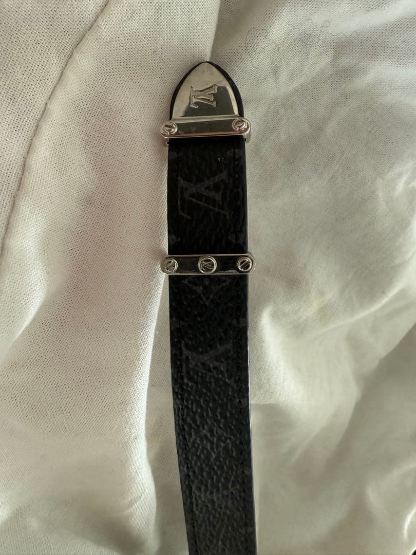 【美品】Louis Vuitton ブラックレザーバングル