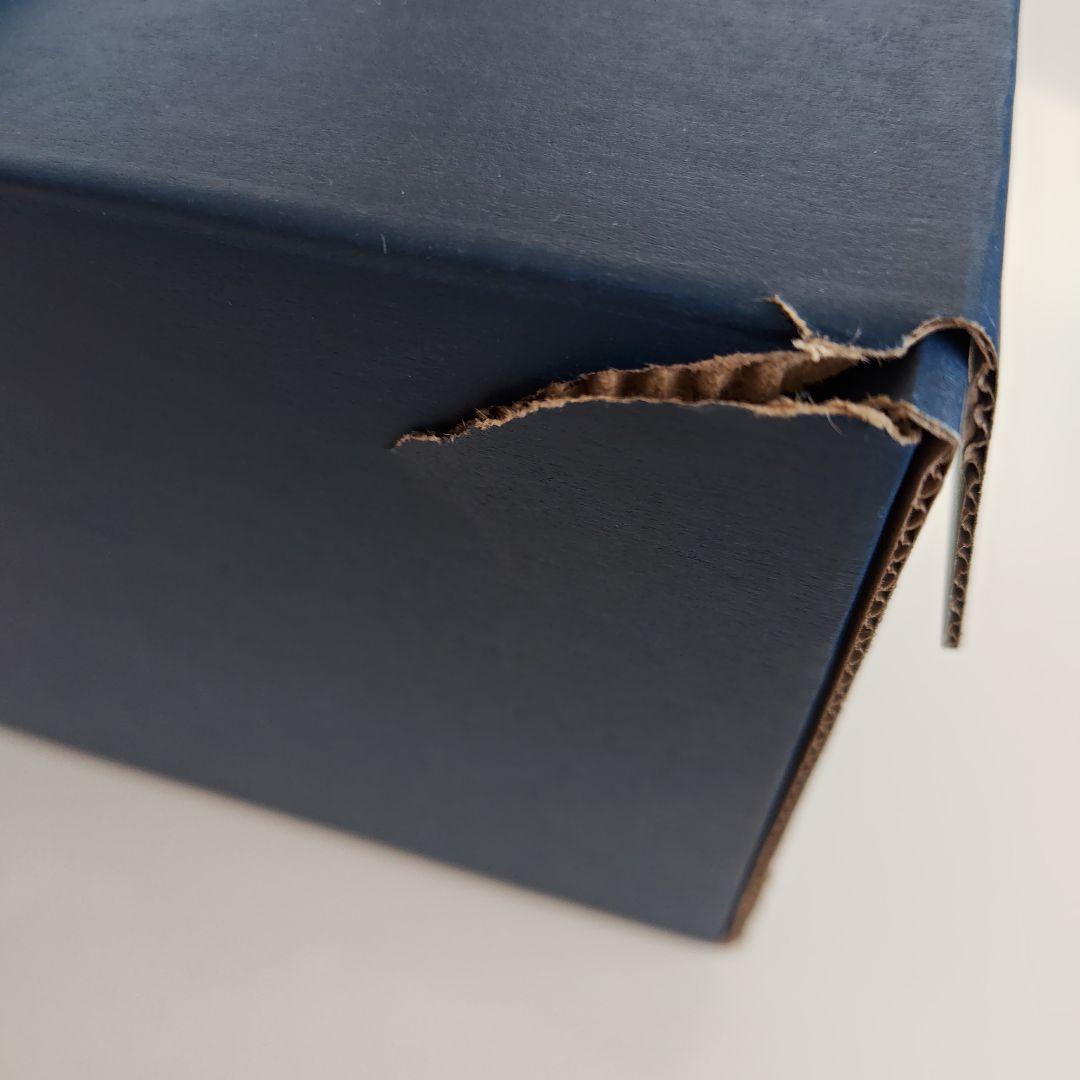 COLE HAAN/コールハーンレディーススニーカー 25㌢クリーム　新品未使用