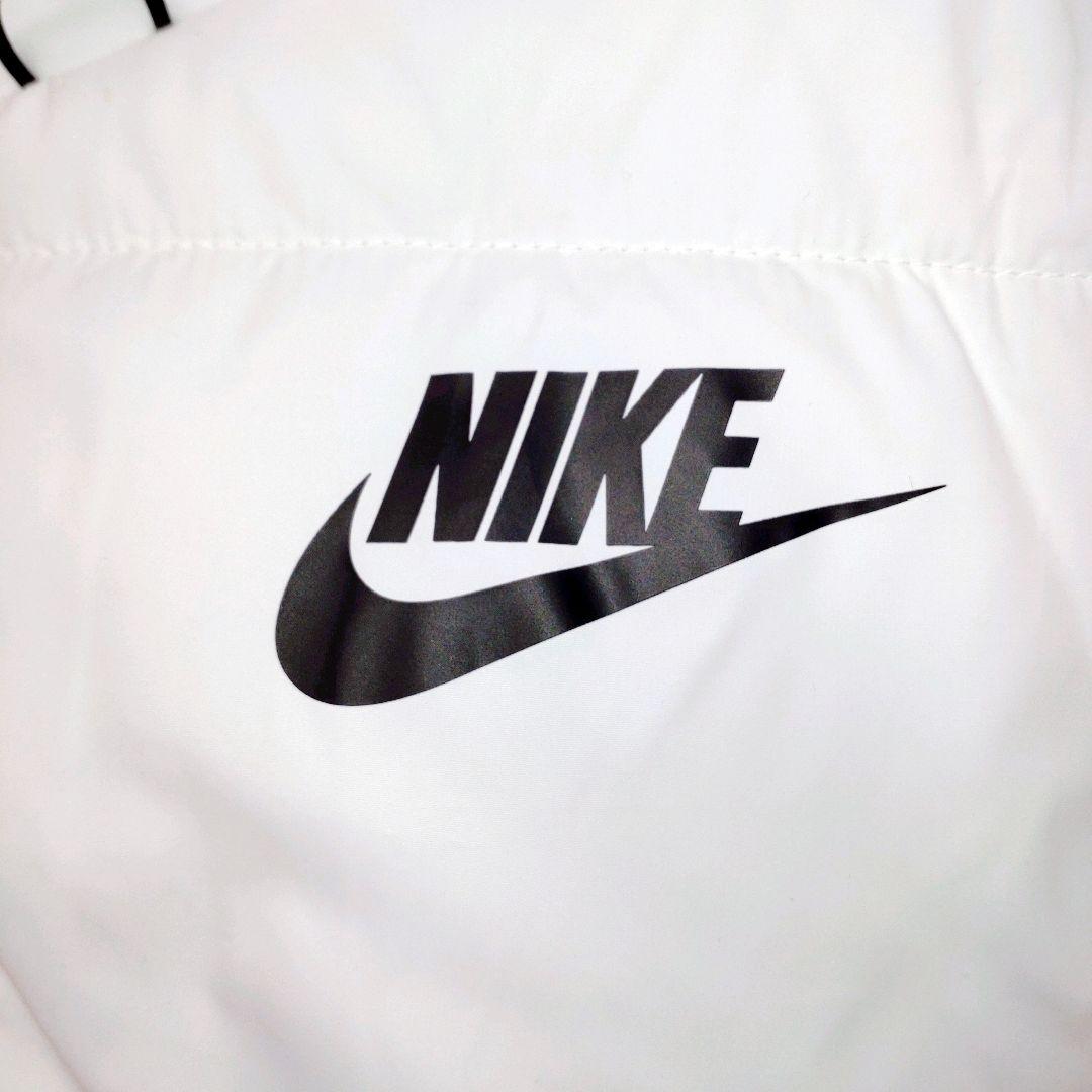 極美　ナイキ　レディース 中綿ダウンジャケット　L　フード付　防寒　ホワイト