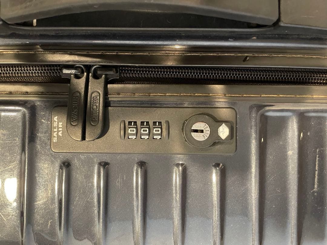 な*つ様 リモワ RIMOWA サルサエアー 84L ネイビー