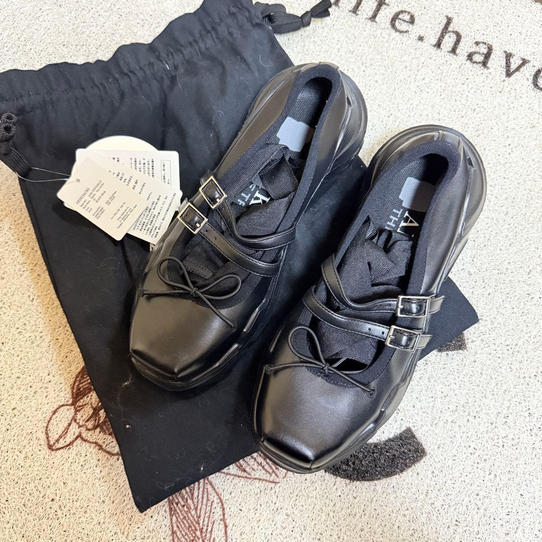 AKIKOAOKI 定番ブラックスニーカー 合成皮革　37新品