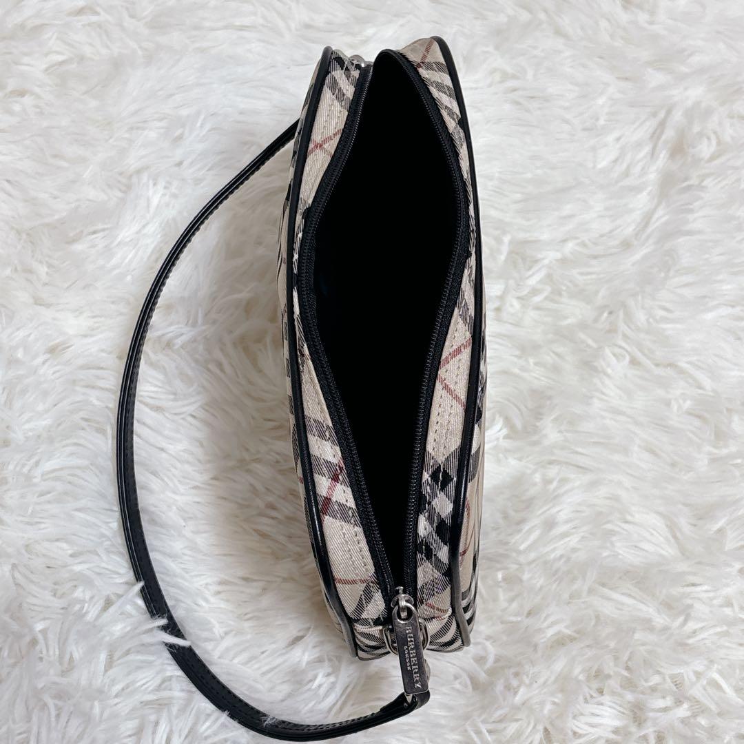 BURBERRY バーバリーブルーレーベル　アクセサリーポーチ