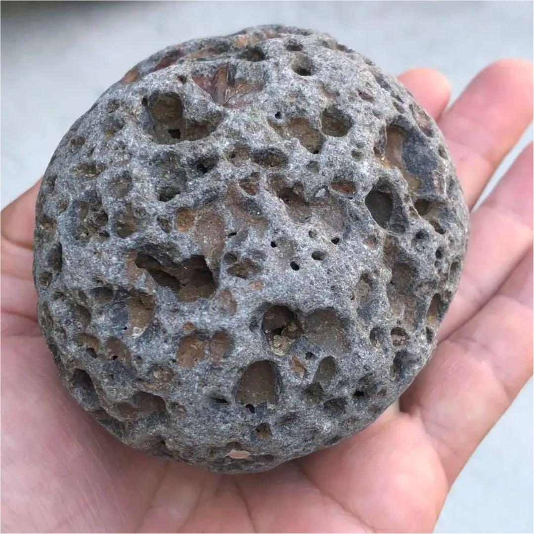 まん丸溶岩石◼️かなりキレイな超まん丸なお品物です。