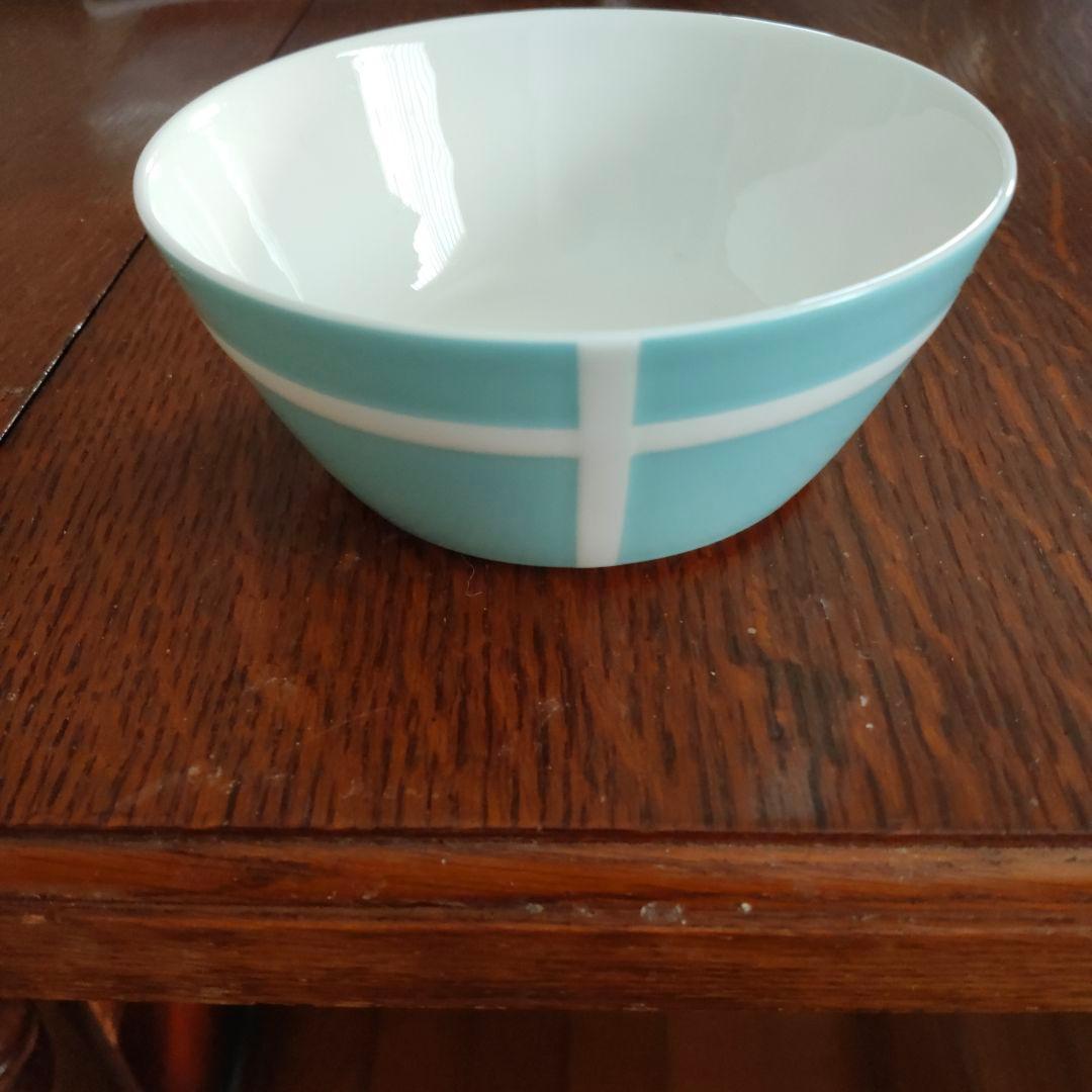 マナ　　ティファニー　Tプレート　ボール　マグカップ・セットで