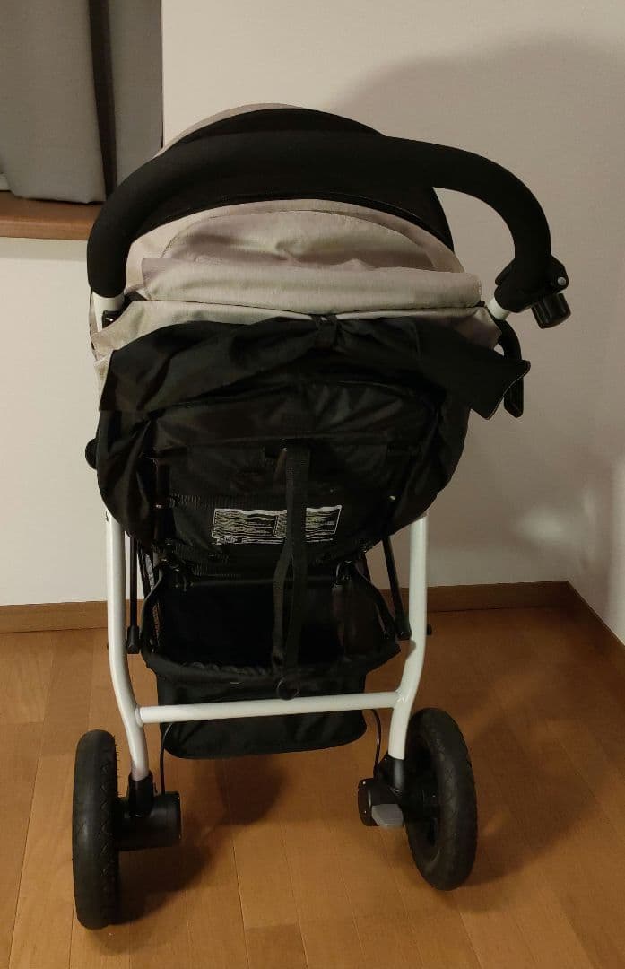 Joie ジョイ ベビーカー ライトラックスエア 3輪 エアタイヤ 折りたたみ式