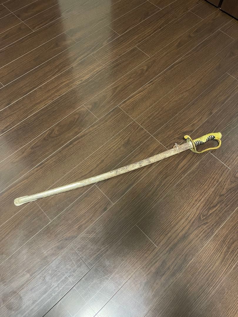 軍刀　指揮刀　サーベル　旧日本軍　桜紋章　模造刀