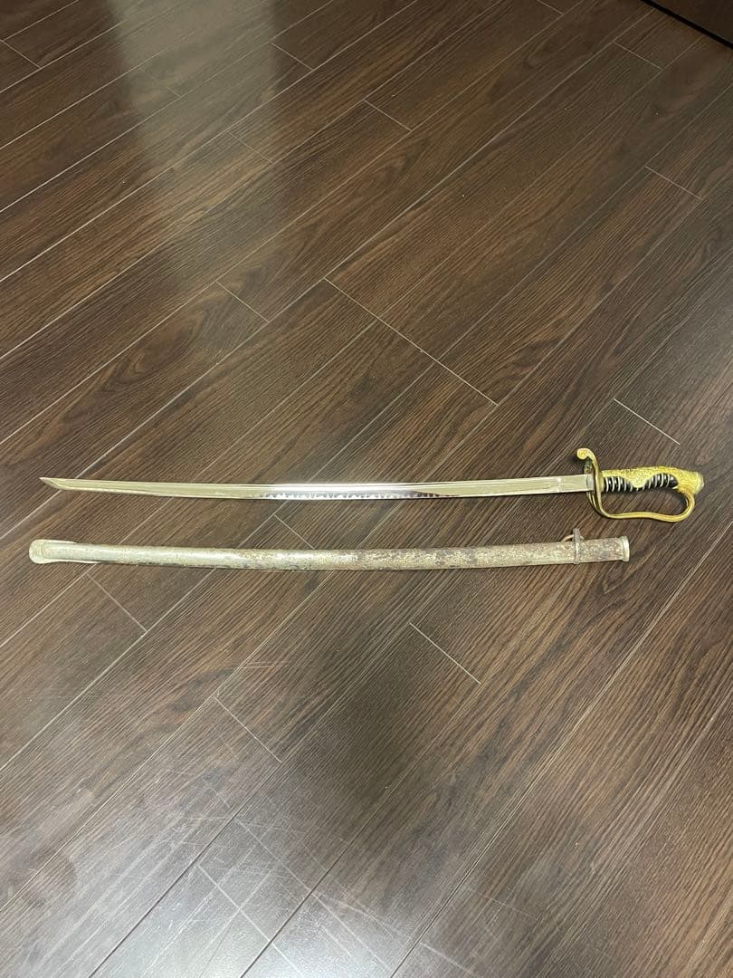 軍刀　指揮刀　サーベル　旧日本軍　桜紋章　模造刀