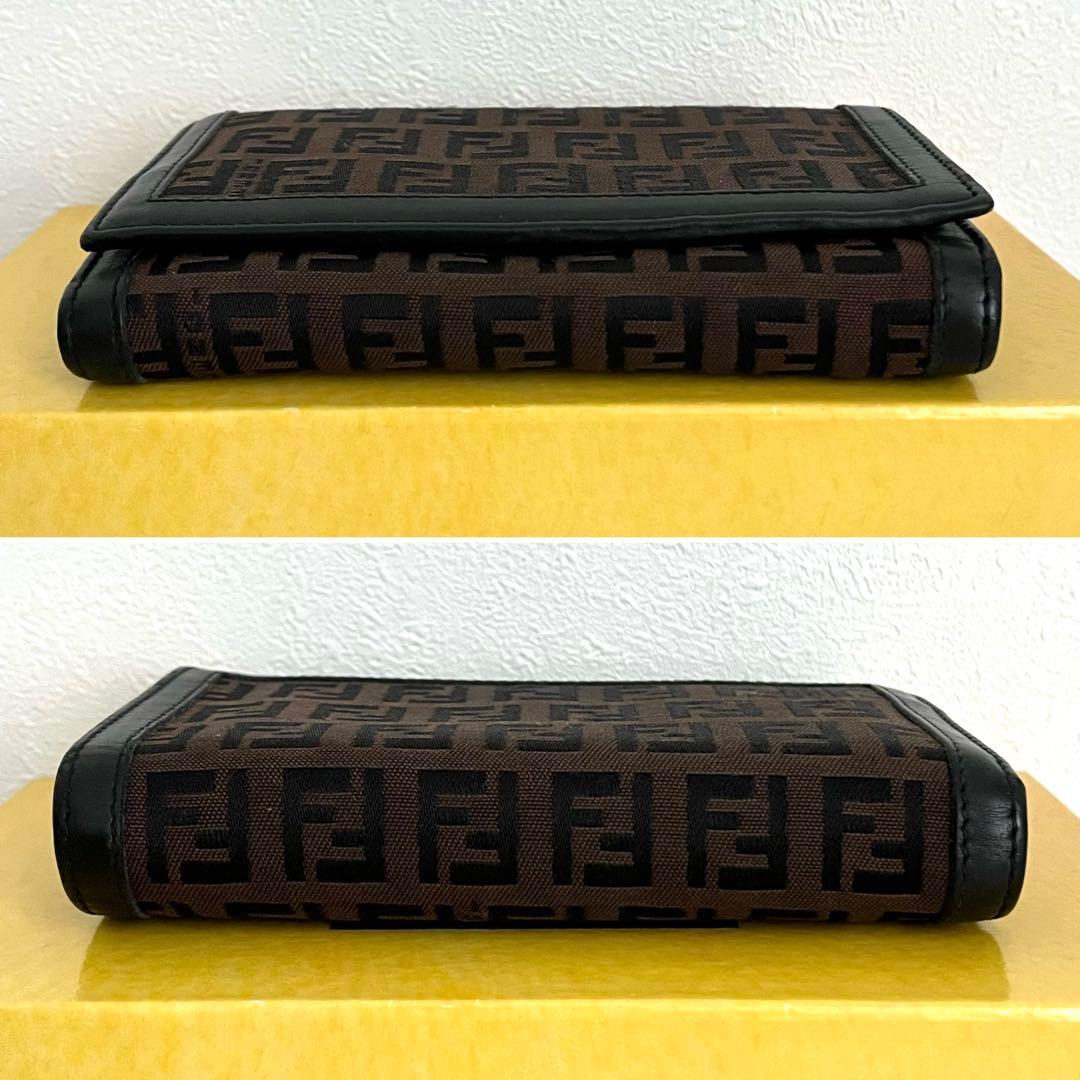 美品✨FENDI ズッキーノ FF 二つ折り財布 ブラウン レザー キャンバス