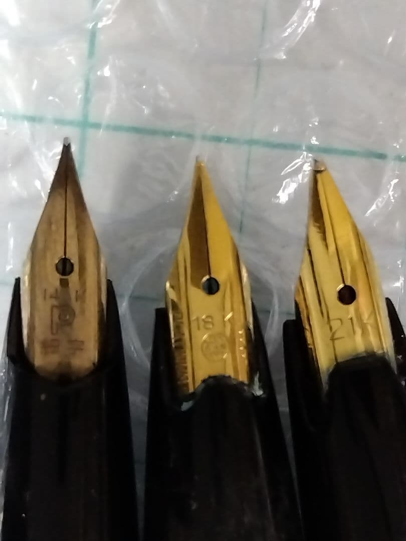 14K 18K 21K 各１本、万年筆　合計３本まとめ売り