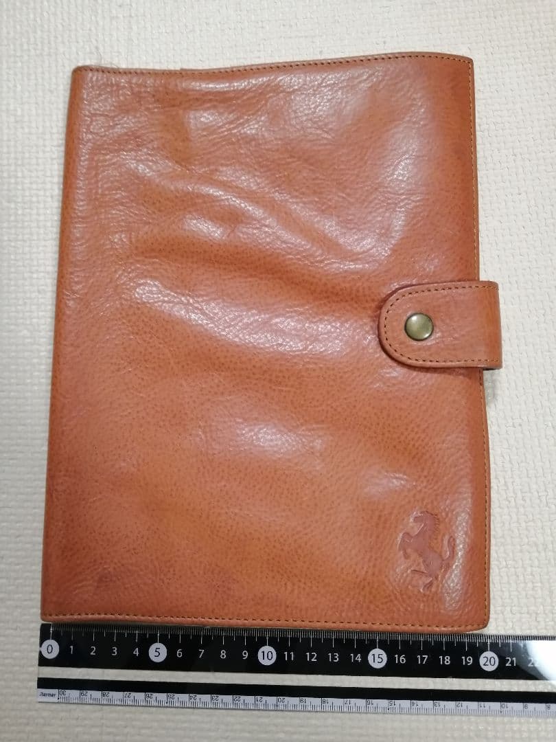 フェラーリ？　車検証　説明書　マニュアル入れ　レザー　革製