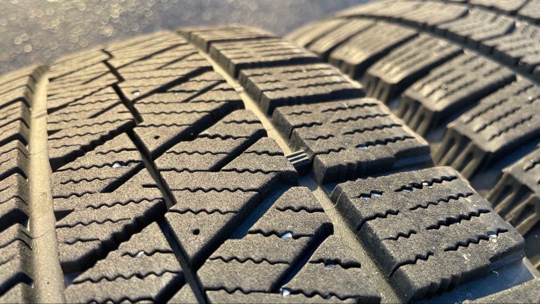 【2022年製】BRIDGESTONEスタッドレスタイヤ 16インチ 4本セット