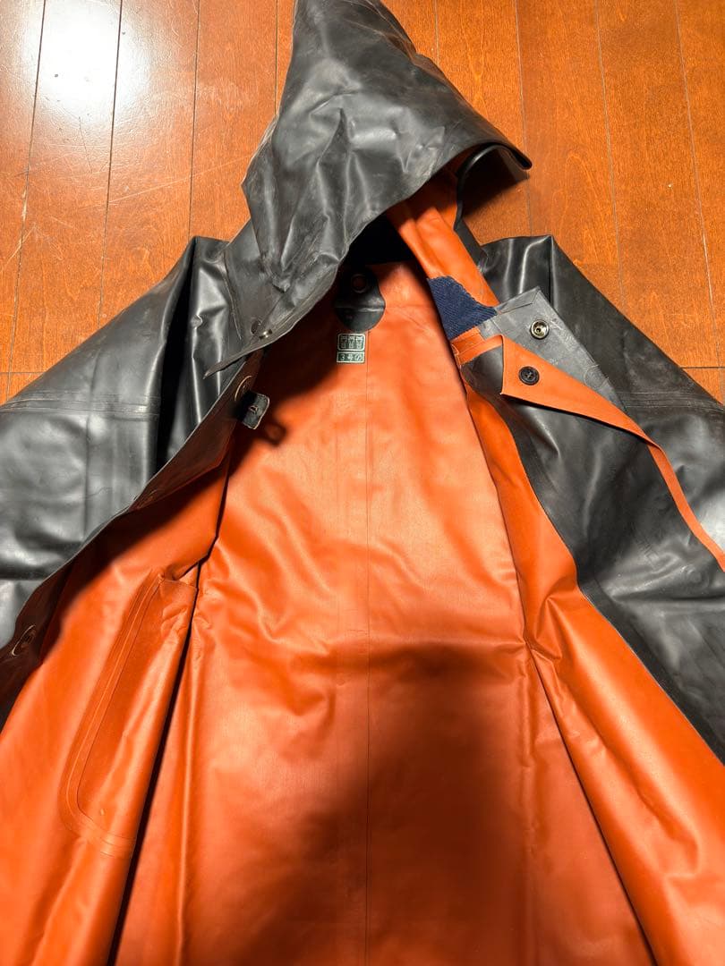 ミツウマ 水産合羽 総ゴム製 スナップボタンタイプ 3号