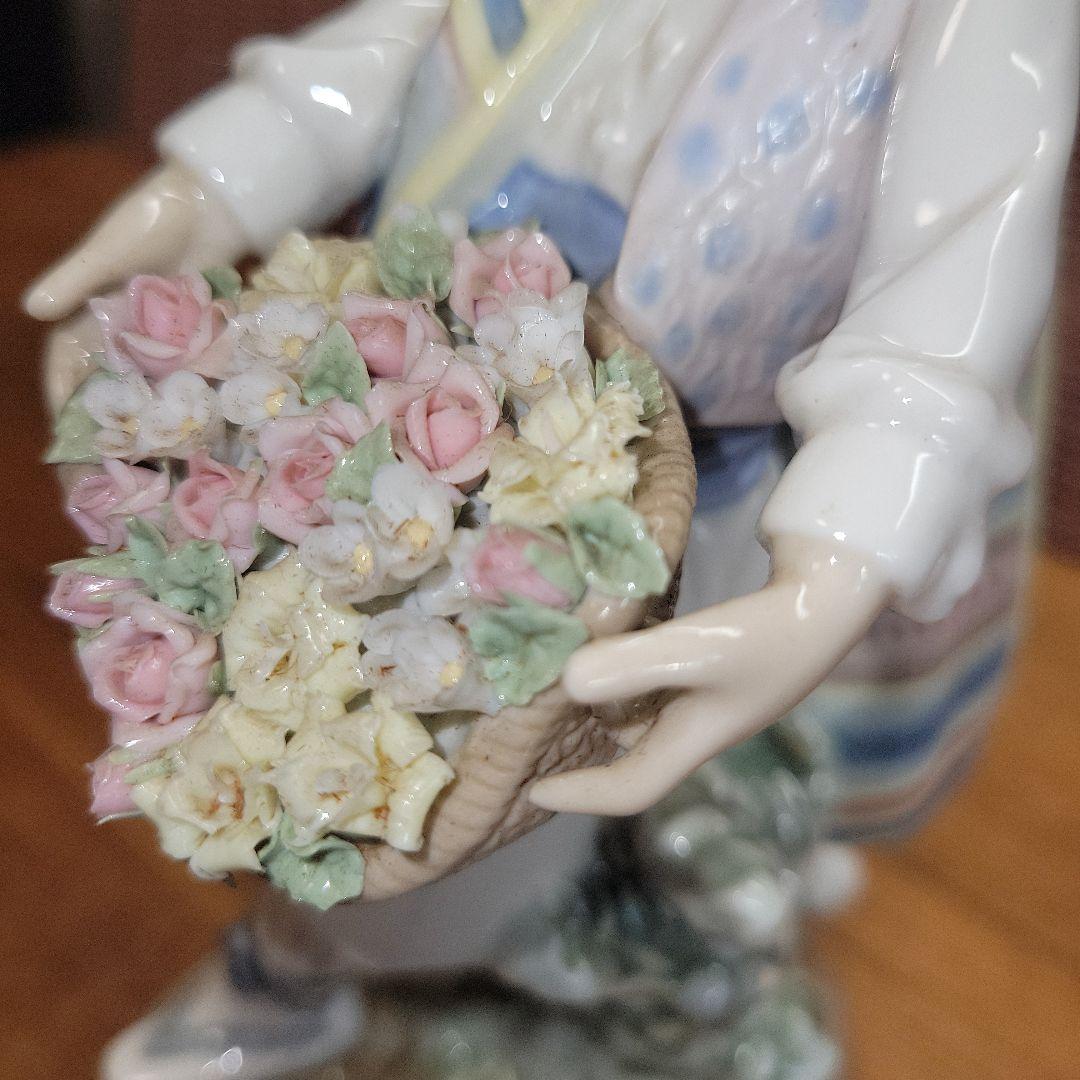 【完品】LLADRO リアドロ バレンシアの花 ブーケを持つ少年 1526